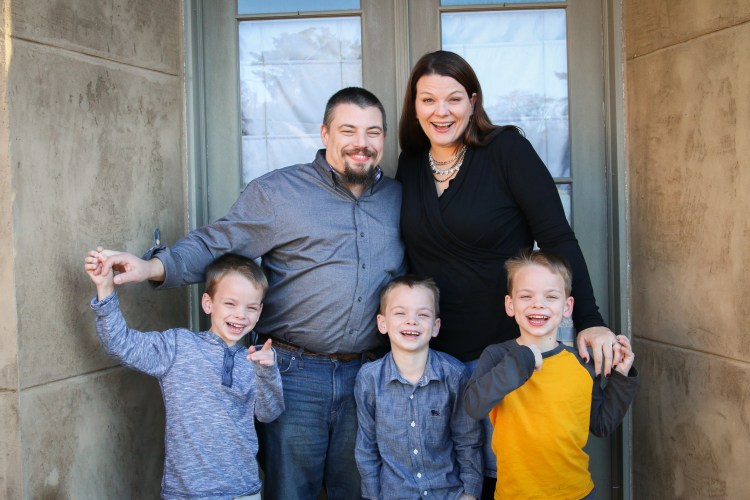 Larry took this for us, right after he spelled "i cup."